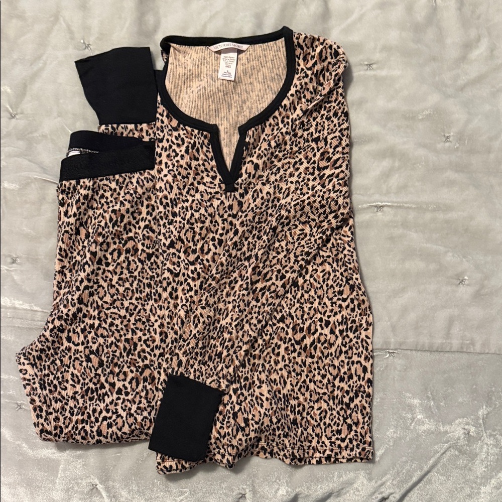 Victoria's Secret Leopard Print Pajama Set - Black and Tan